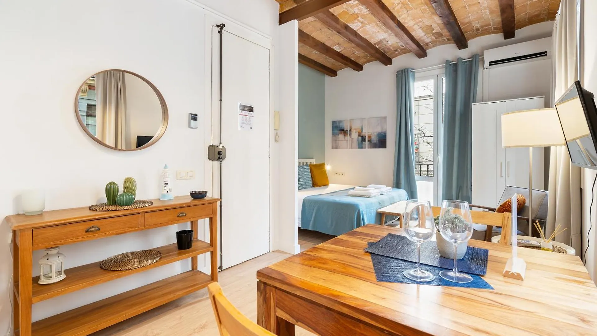 Lodging Apartments Beach Studio 11 Барселона